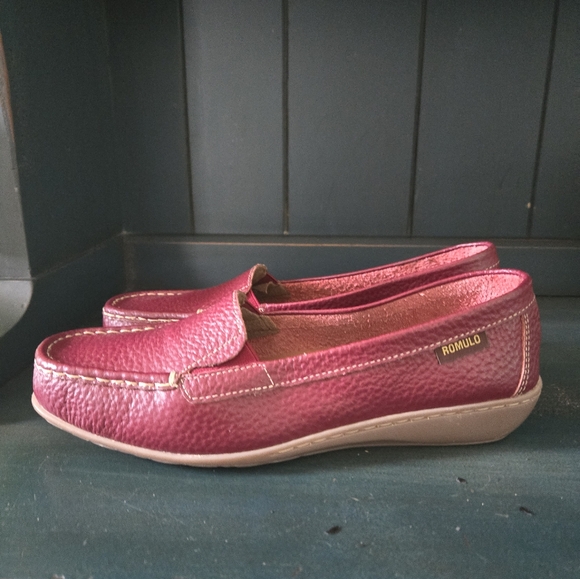 Slip on shoes - Picture 4 of 5
